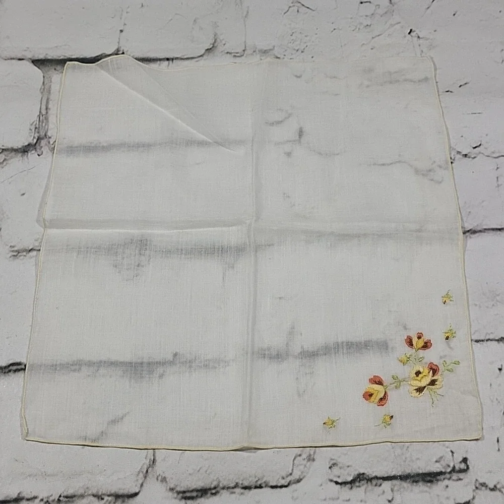 Vintage Embroidered Handkerchief Hanky with Flower
